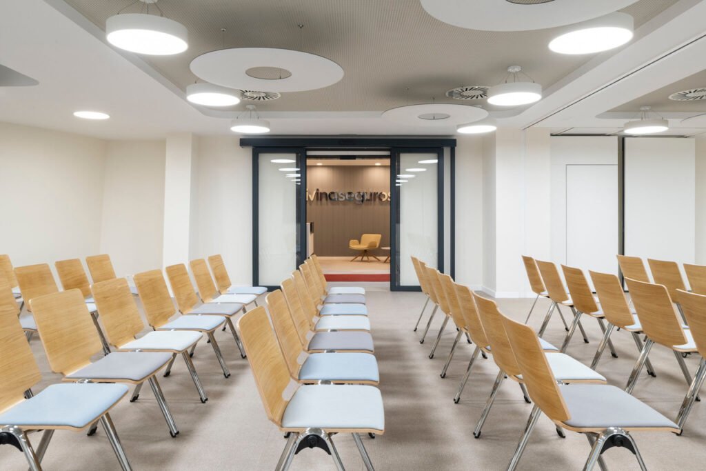 Reforma de oficina de Divina Seguros en Sevilla